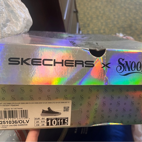 Skechers x Snoop Dogg Limited Edition Sneakers - Picture 10 of 10